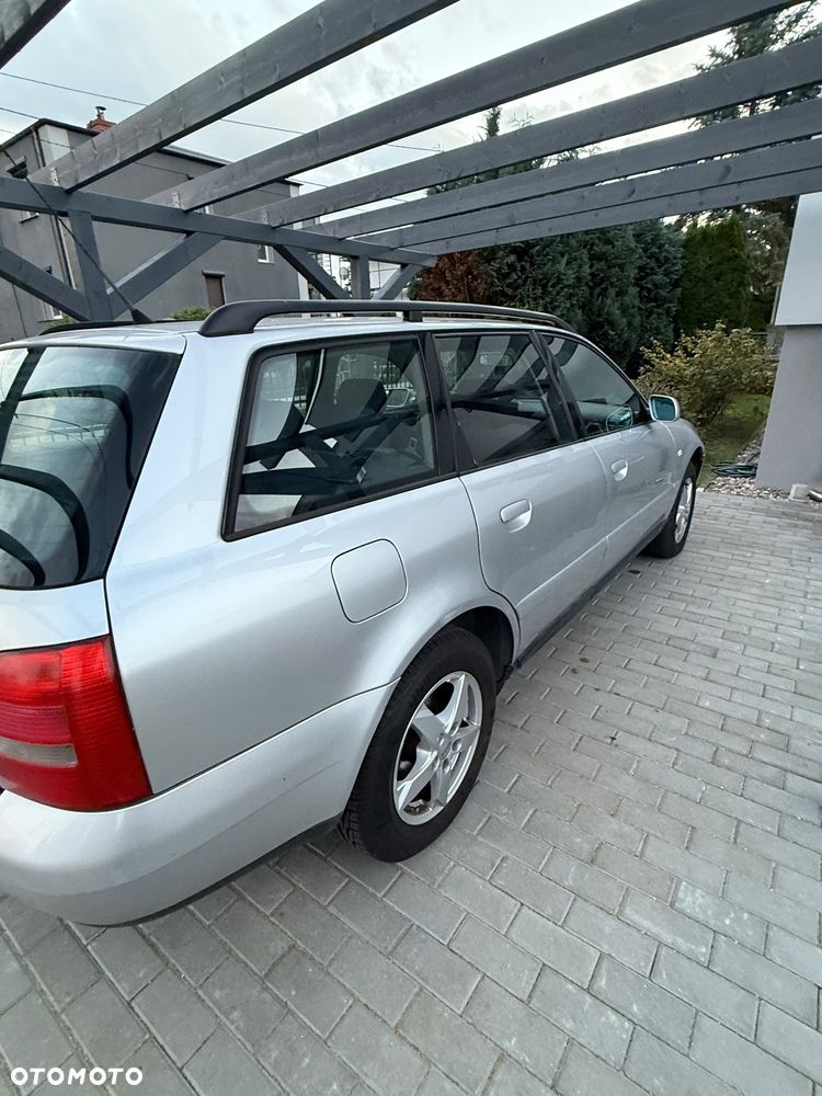 Audi A4 Avant - 19