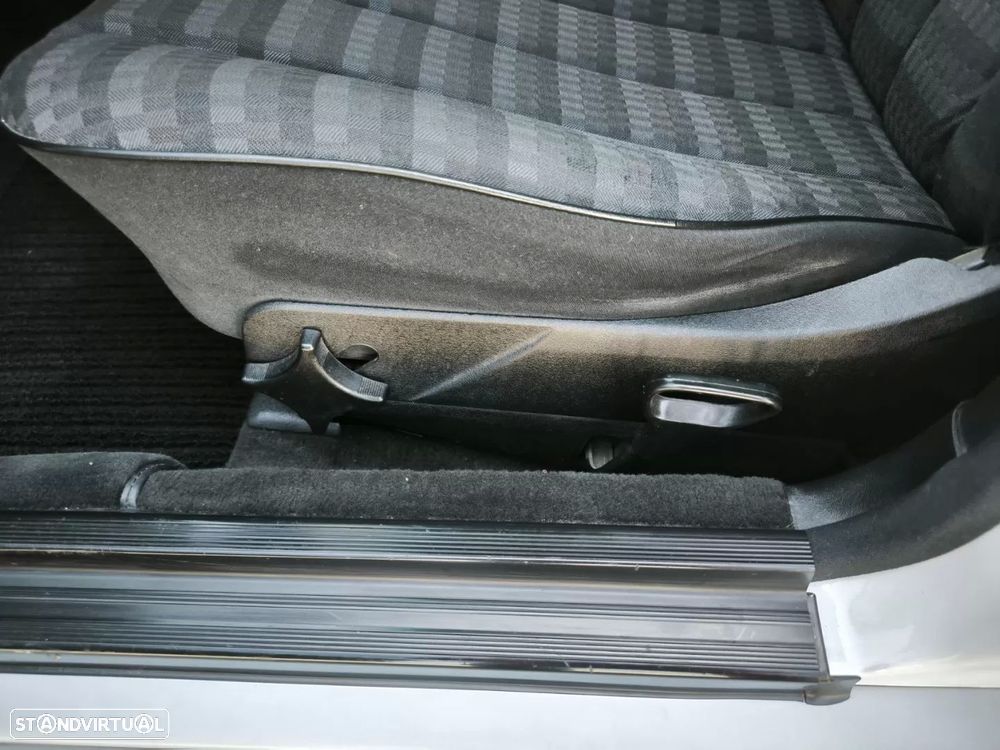 Mercedes-Benz W201 (1982-1993) 190 E 1.8 - 42