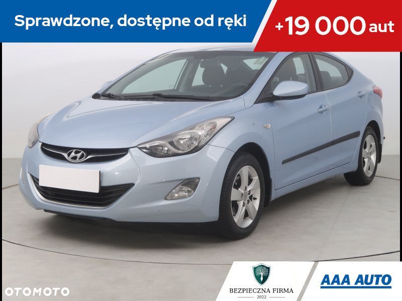 Hyundai Elantra - 1