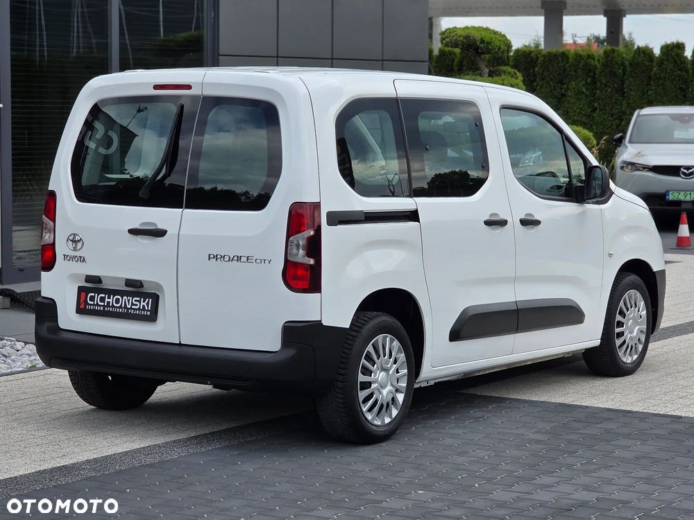 Toyota Proace City Verso 1.2 D-4T Business - 11