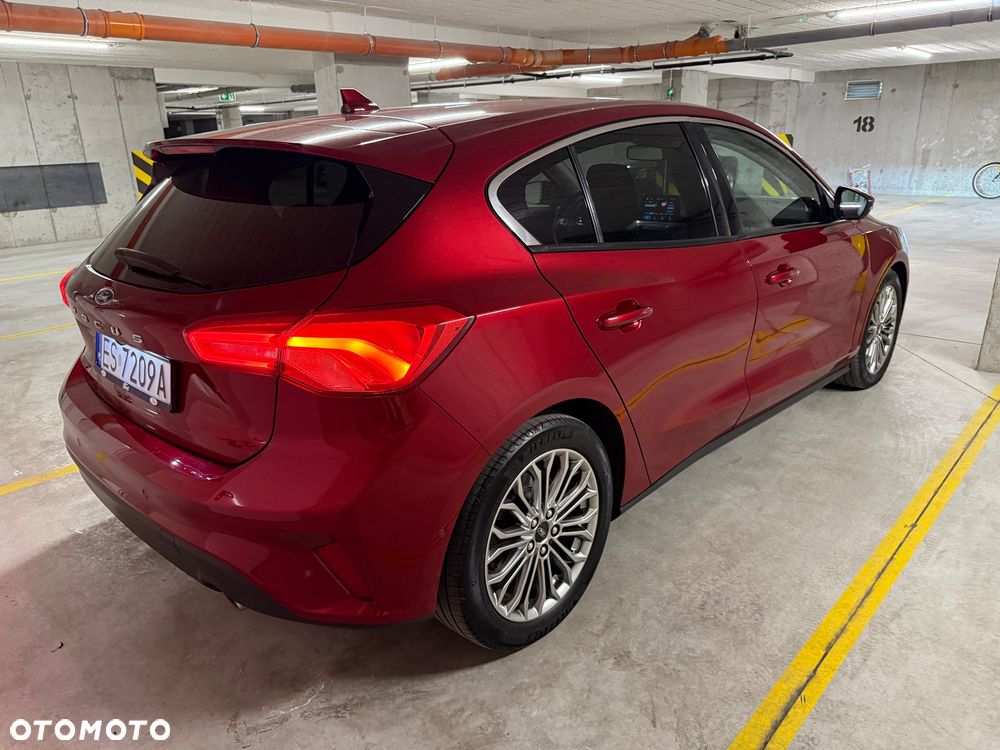 Ford Focus 1.5 EcoBoost Titanium ASS - 12