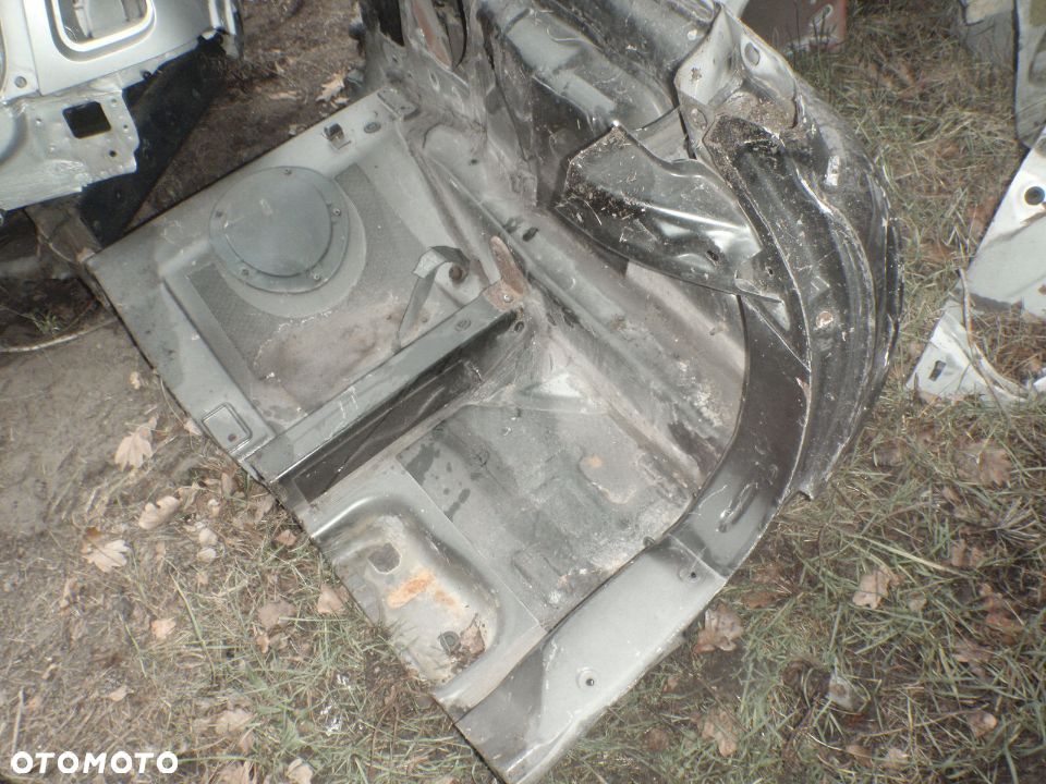 błotnik poszycie karoseria próg podłoga mini cooper r50 r51 r52 r53. posiadam wszystkie części - 9
