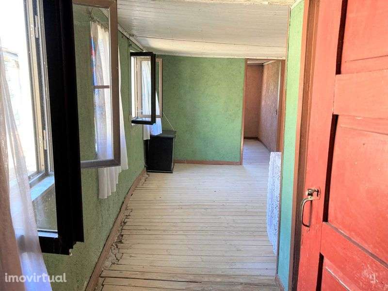 Moradias/Casas de Pedra Granito - Aldeia da N2 - Telões - V. P. Aguiar - Grande imagem: 5/11