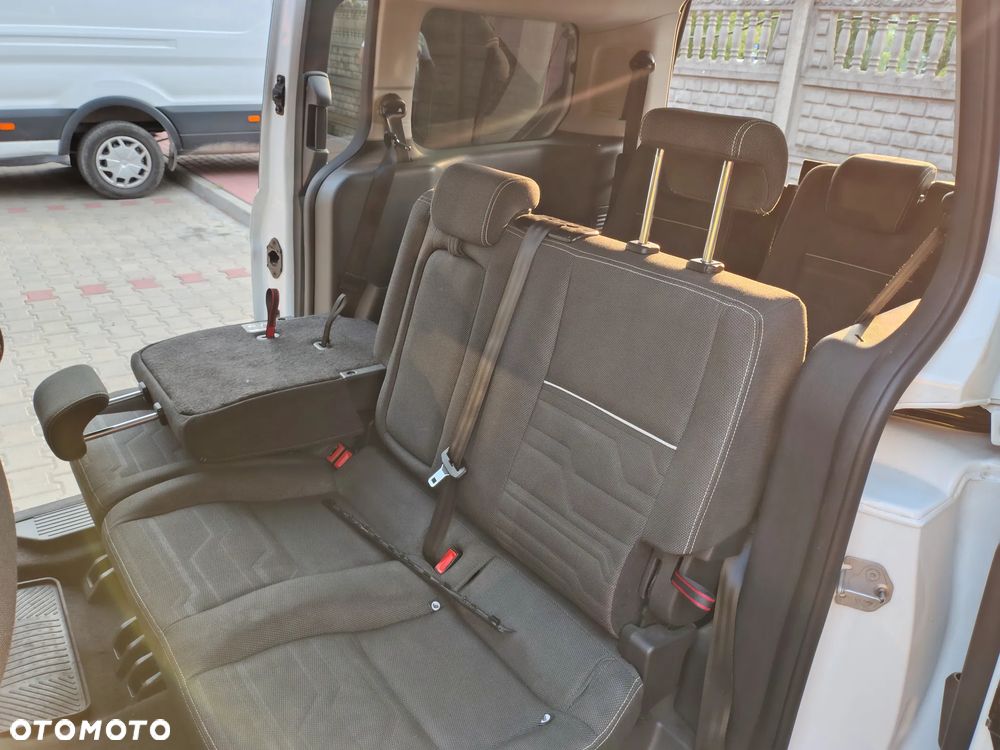 Ford Tourneo Connect 1.5 TDCi Titanium - 15