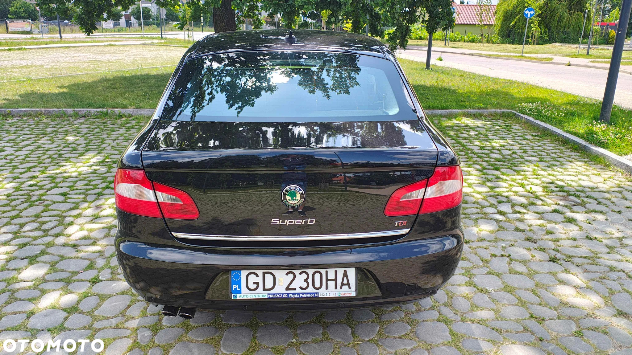 Skoda Superb 2.0 TDI Elegance DSG - 10