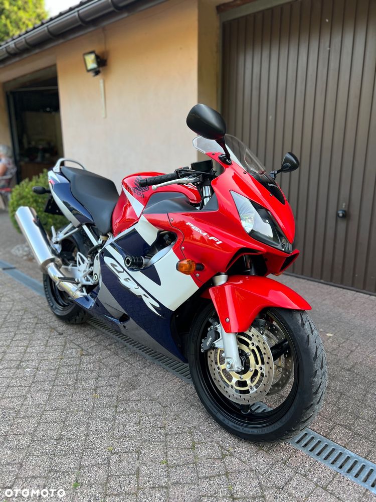 Honda CBR - 2