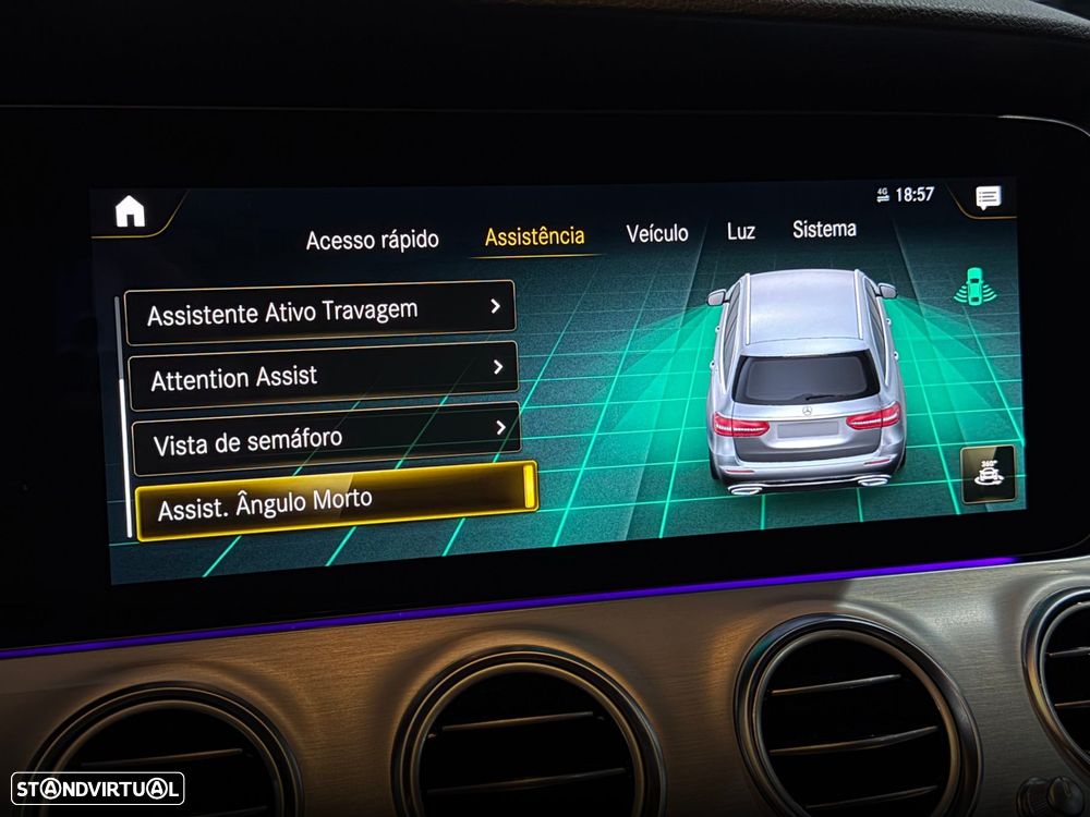 Mercedes-Benz E 300 9G-TRONIC AMG Line - 27