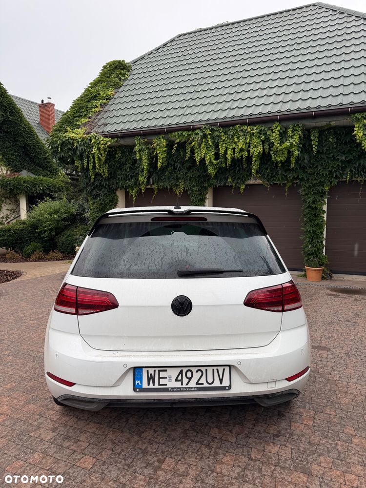 Volkswagen Golf 1.6 TDI BMT Highline - 17