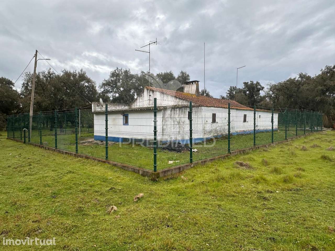 Monte Alentejano com 12 hectares junto á Barragem de Fonte de Cerne - Grande imagem: 4/20