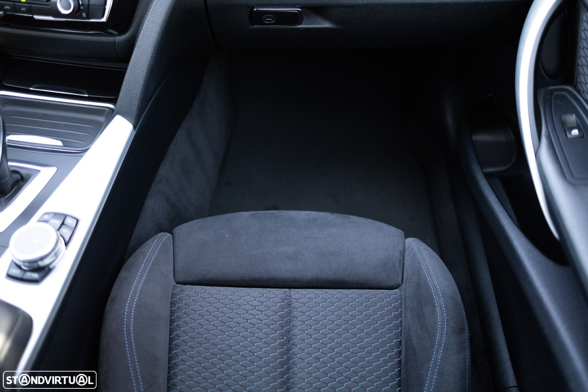BMW 330 d Touring xDrive Pack M - 37