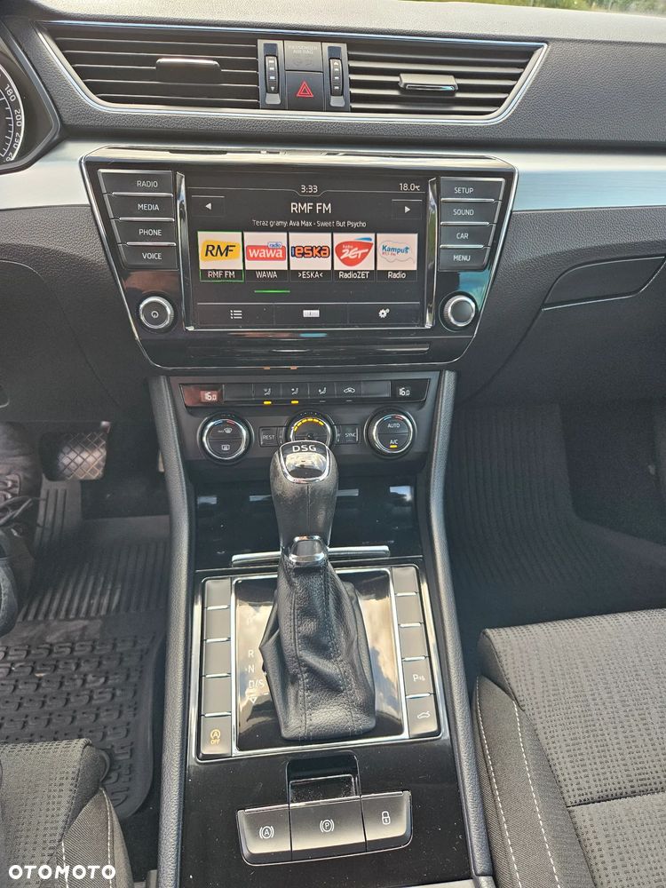 Skoda Superb 2.0 TDI Ambition DSG - 15