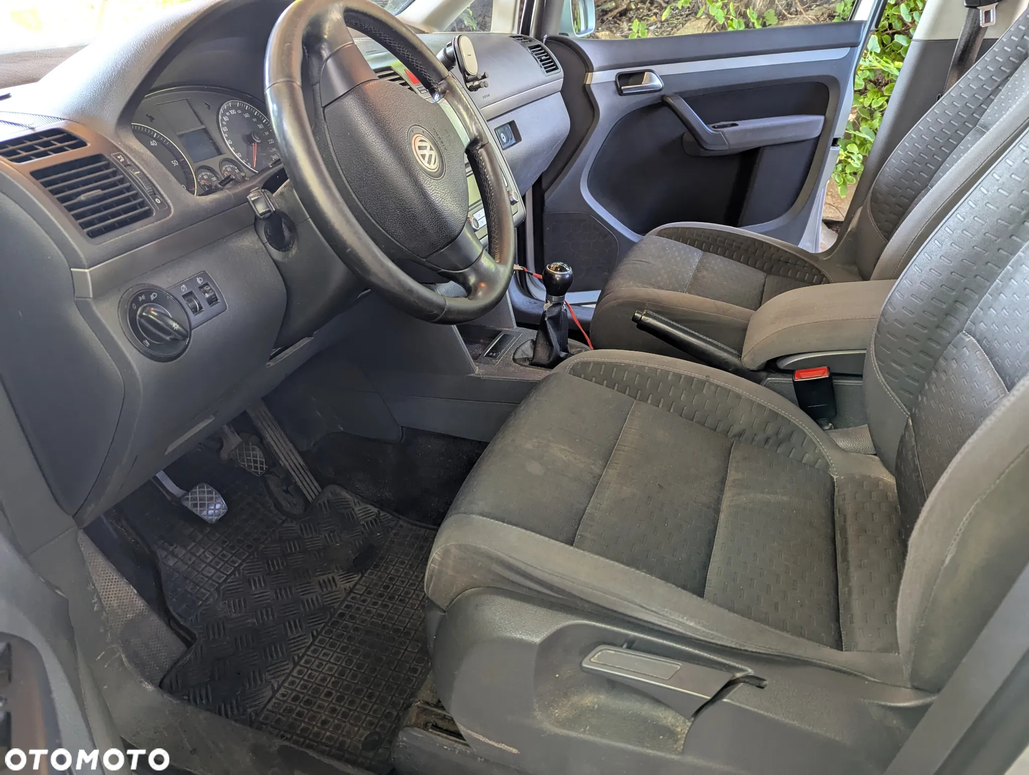 Volkswagen Touran 1.9 TDI Conceptline - 14
