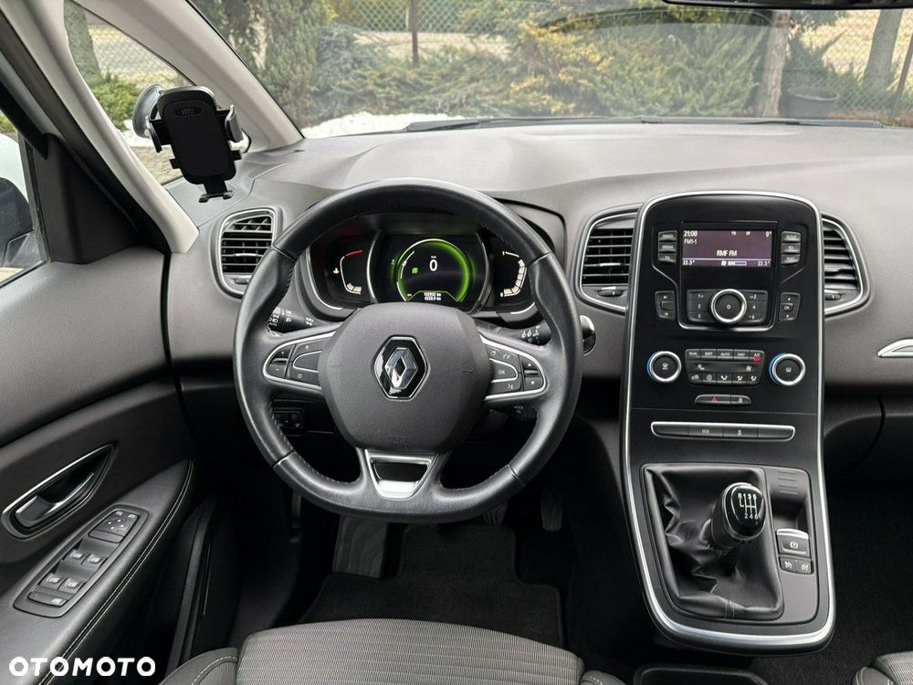 Renault Scenic - 18