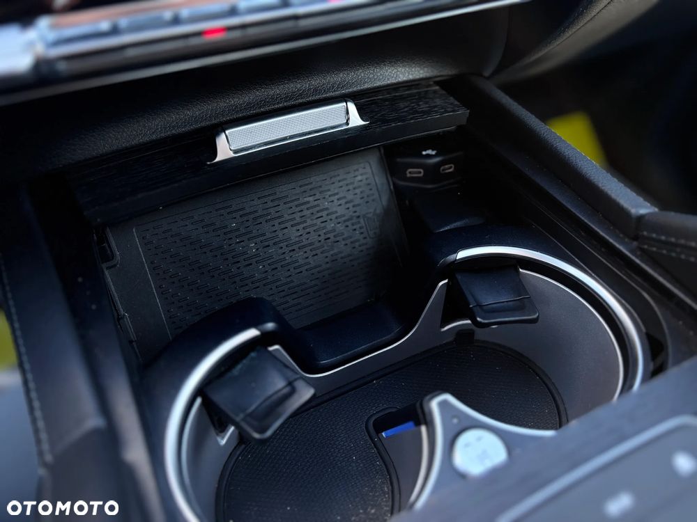 Mercedes-Benz GLE - 31