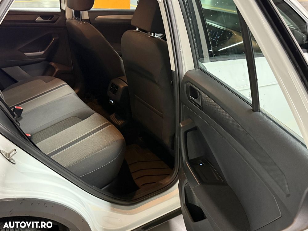 Volkswagen T-ROC 1.5 TSI DSG Style - 18