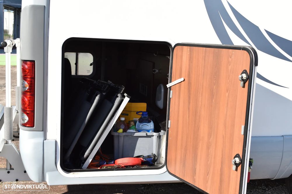 McLouis Nevis 872 - 13