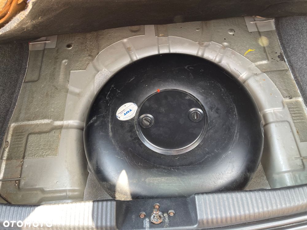 Ford Focus 1.6 Trend - 14
