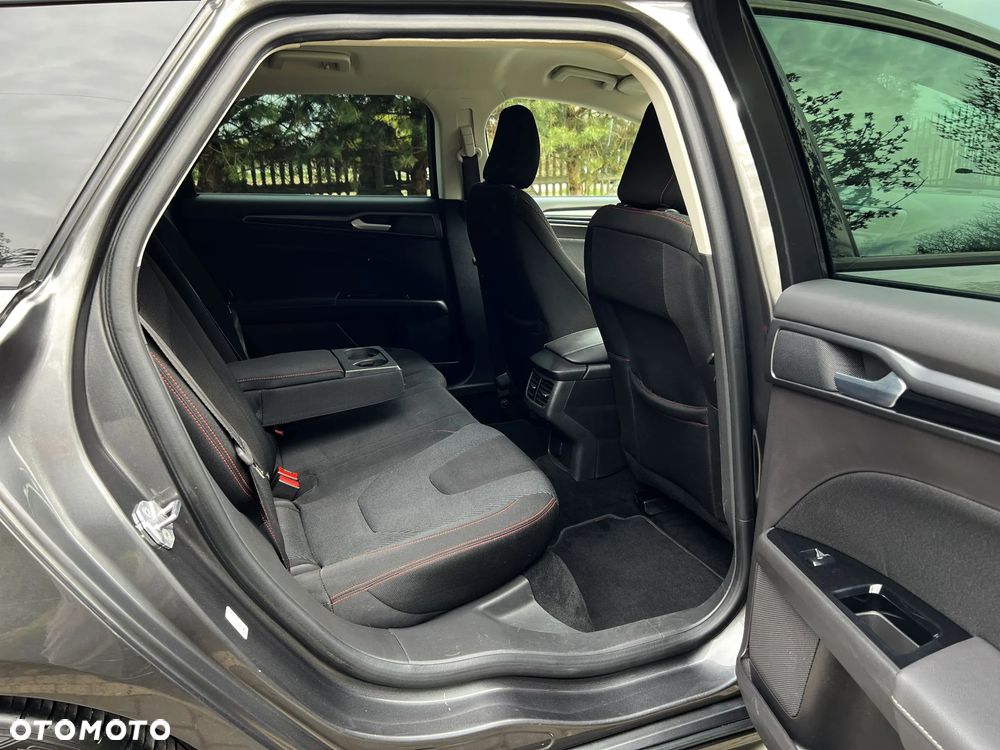 Ford Mondeo 2.0 TDCi STart-Stopp ST-Line - 24