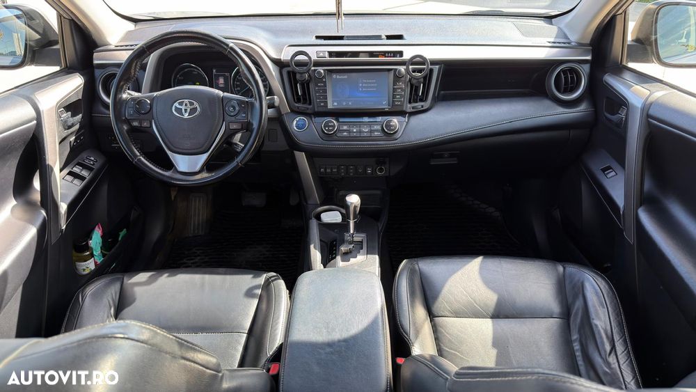 TOYOTA RAV4 2018 — imagine 12