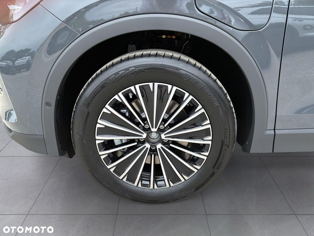 Volkswagen Tiguan - 31