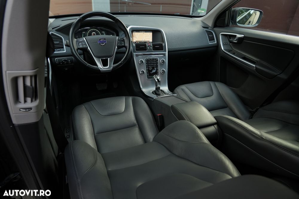 Volvo XC 60 D4 Geartronic Summum - 15