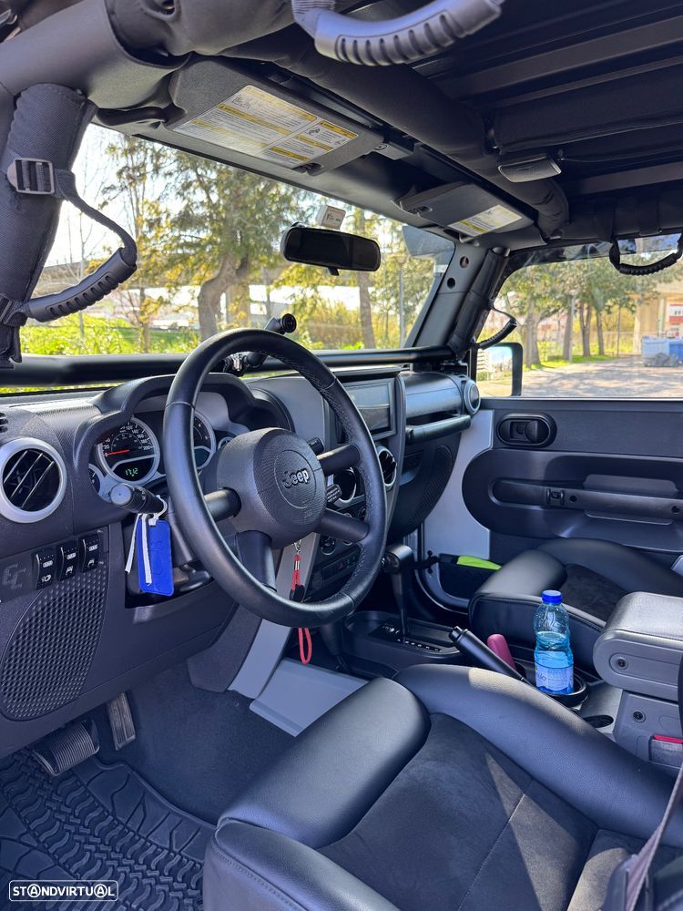 Jeep Wrangler Unlimited 2.8 CRD ATX Sahara Limited - 8