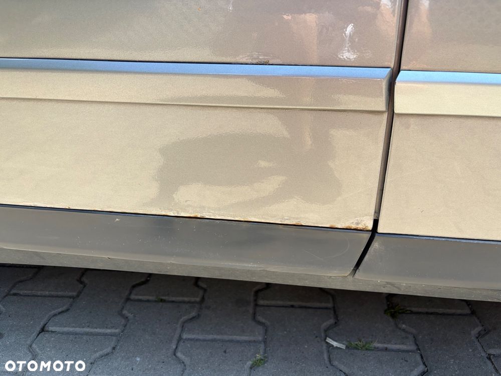Audi A4 Limousine - 14