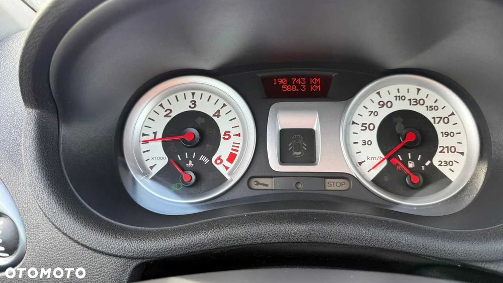 Renault Clio - 6