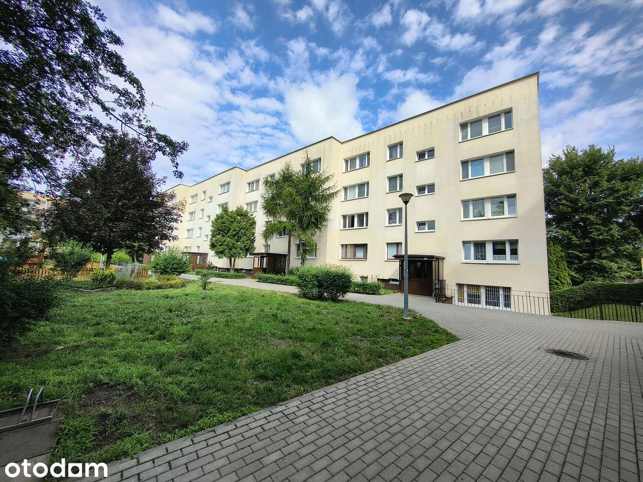 4 pokoje. 63,5 m2. Bardzo przyjemne osiedle. Legionowo.