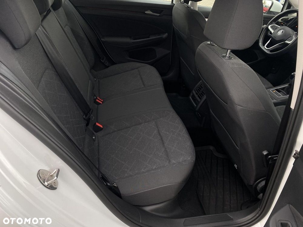 Volkswagen Golf VIII 1.0 TSI Life - 25