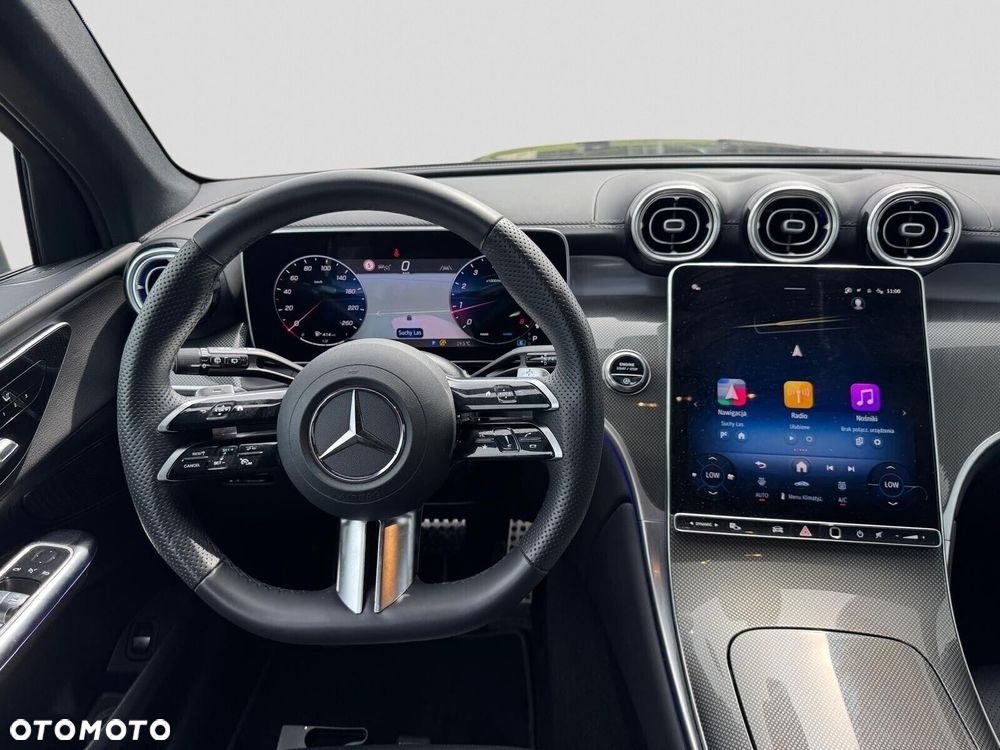 Mercedes-Benz GLC - 12