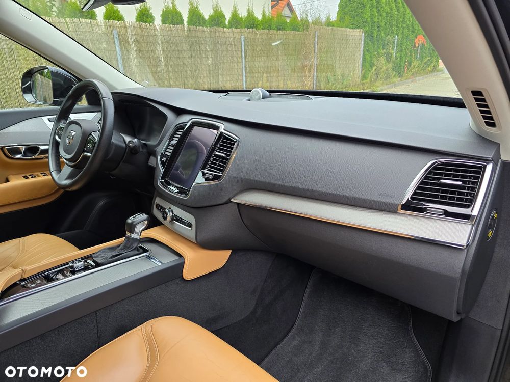 Volvo XC 90 D5 AWD Geartronic Inscription - 29
