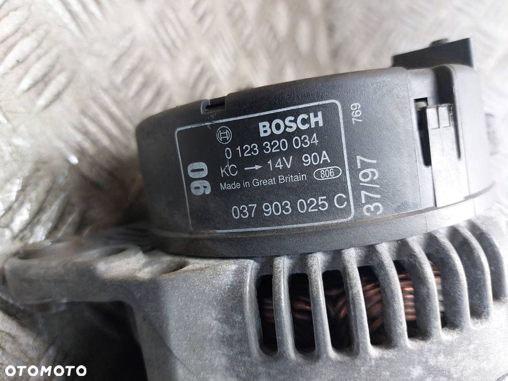 ALTERNATOR AUDI A3 8L 1.6 8V 037903025C - 2