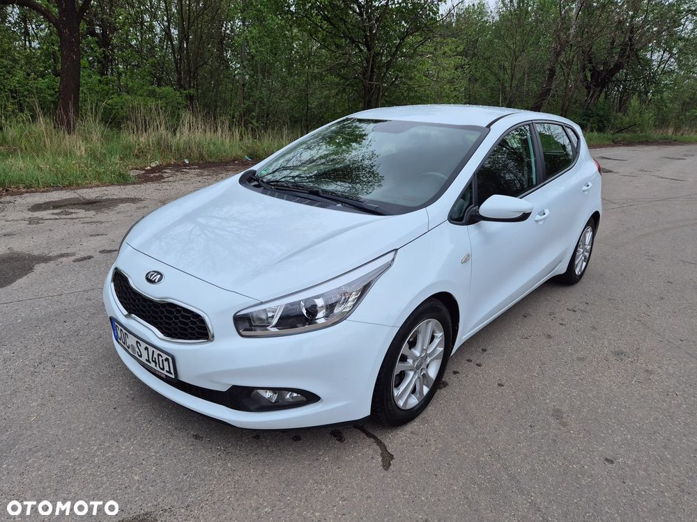 Kia Ceed 1.4 L - 3