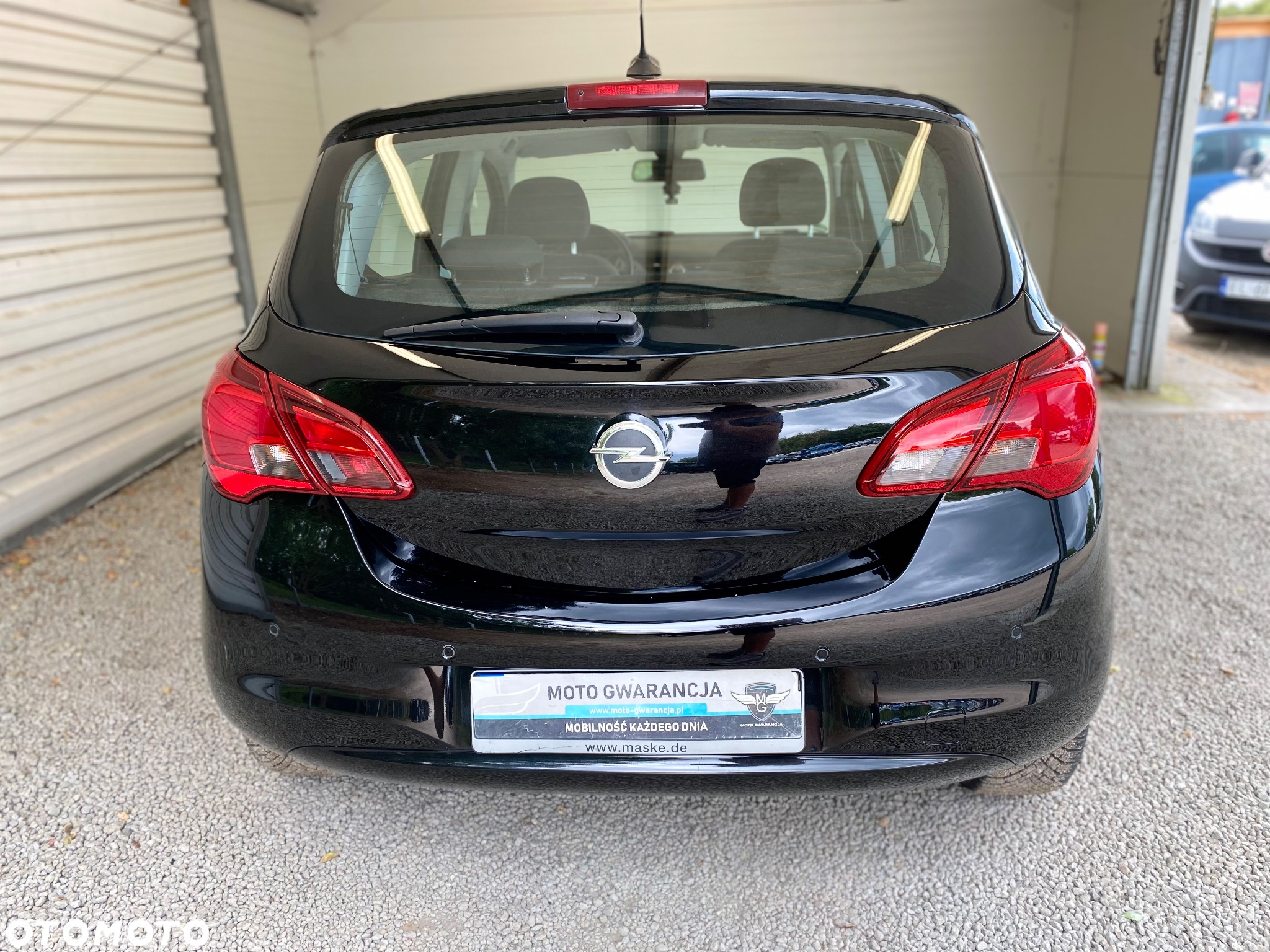 Opel Corsa 1.2 Essentia - 4
