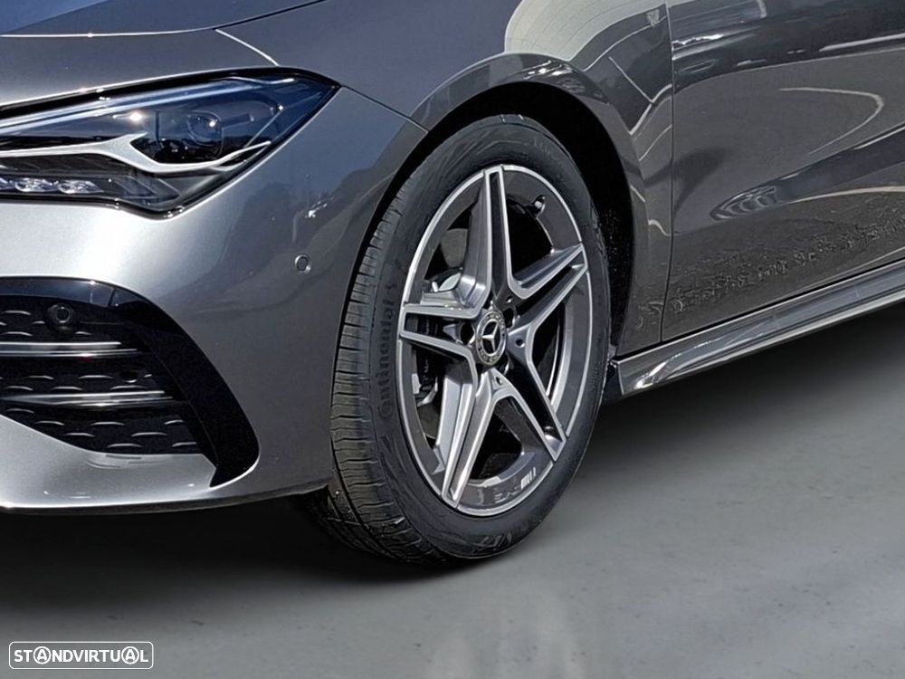 Mercedes-Benz CLA 180 d Shooting Brake AMG Line Aut. - 4