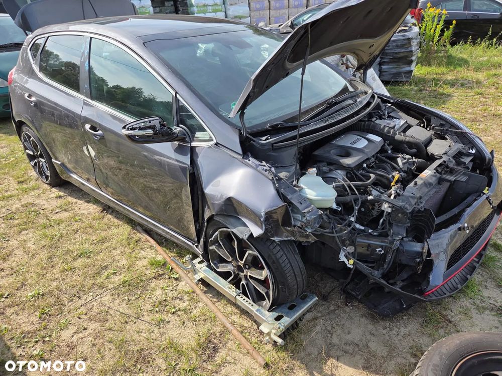 Kia Ceed 1.6 T-GDI GT-Track - 2