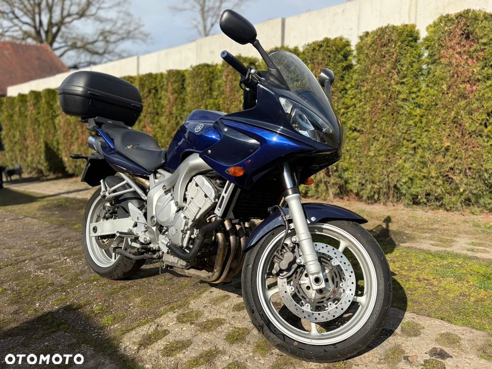 Yamaha FZ6 - 1