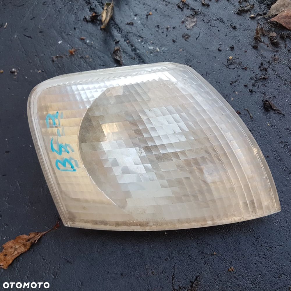 silniczek zaślepka guma nakładka z lampa kierunkowskaz kierunek passat b5 oryginal - 6