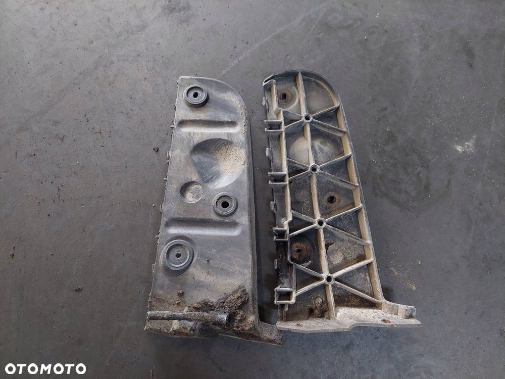 ZDERZAK TYŁ AUDI A4 B6 KOMBI LY9B - 2