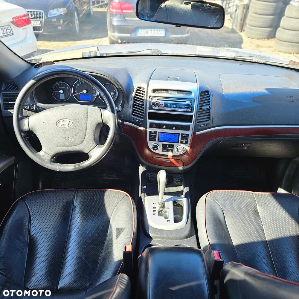 Hyundai Santa Fe - 18