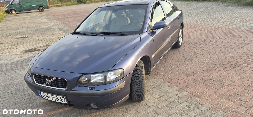 Volvo S60 2.4 D5 - 1