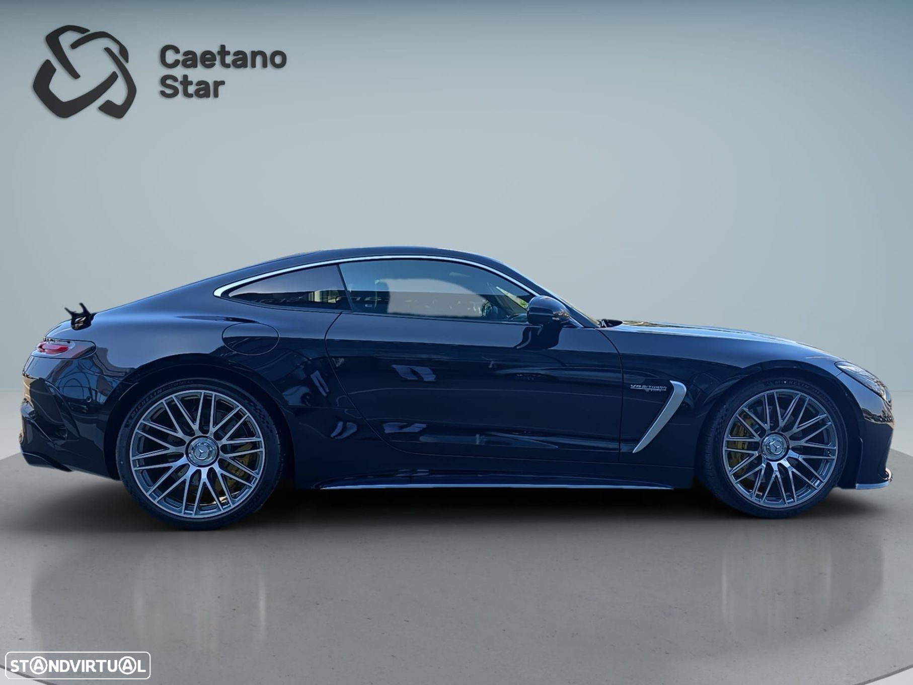 Mercedes-Benz AMG GT 63 4Matic+ - 6