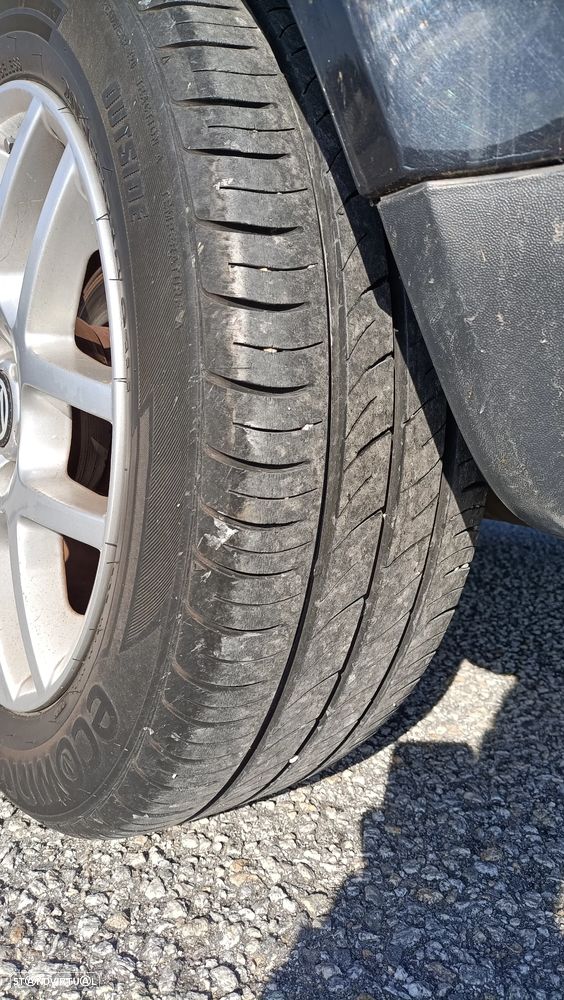 VW Golf 1.9 TDi Highline - 5