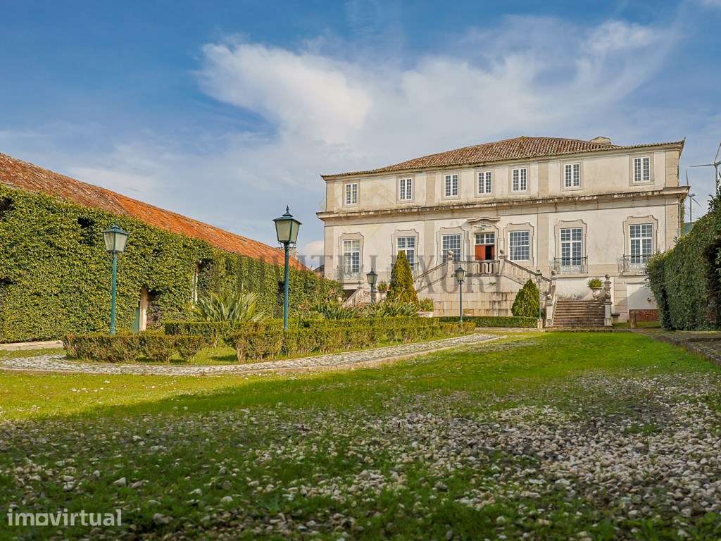 Quinta senhorial com Palácio séc. XVIII - Torres Vedras - Grande imagem: 3/59