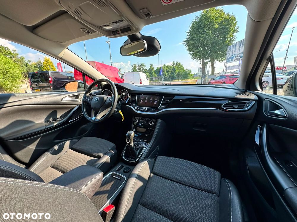 Opel Astra - 24