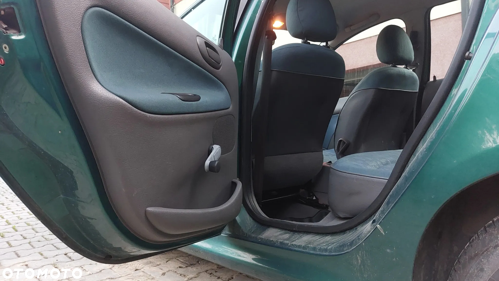 Peugeot 206 1.4 Color-Line - 13