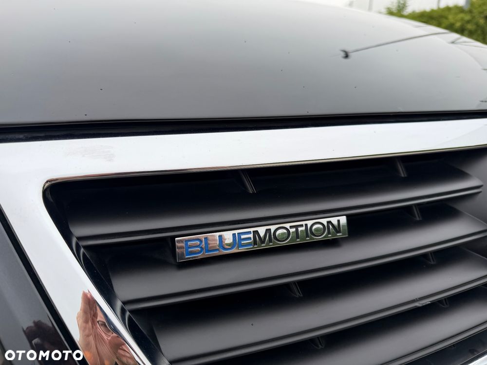 Volkswagen Passat 2.0 TDI DPF BlueMot Comfortline - 2