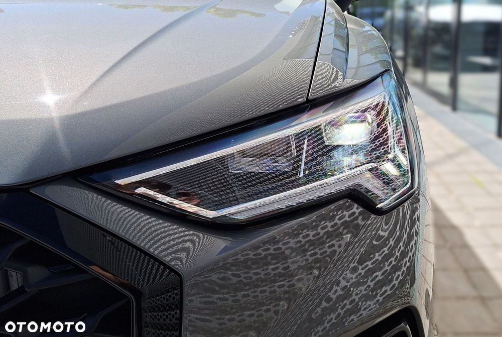 Audi Q3 Sportback - 28