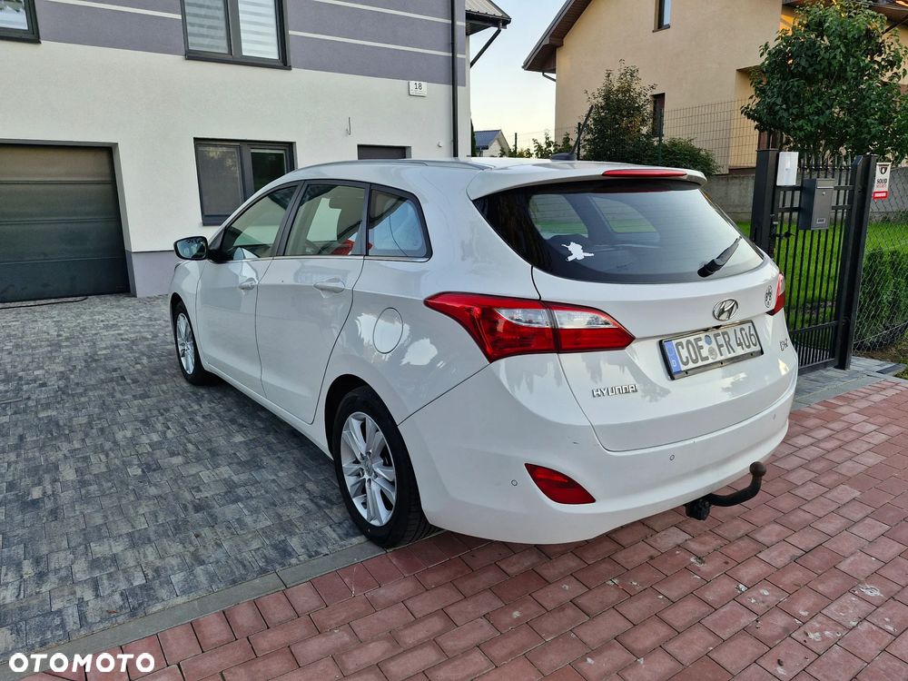 Hyundai i30 blue 1.6 CRDi YES Silver - 7